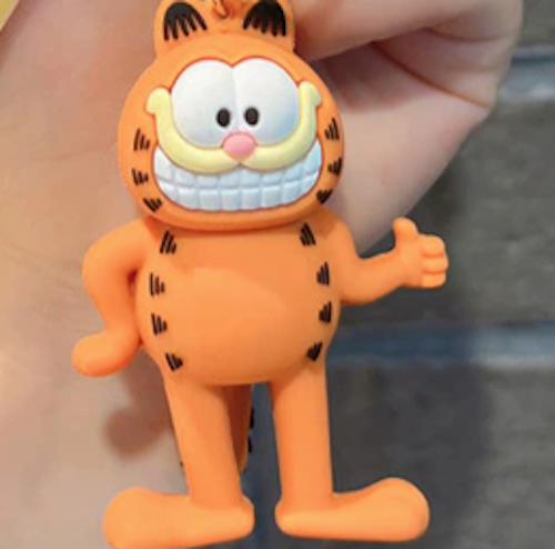 Close-up of Garfield 3D figure keychain